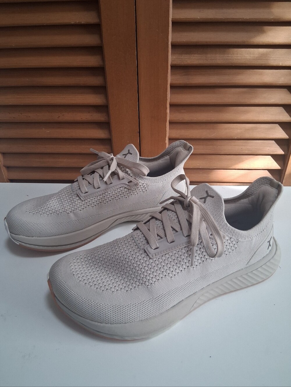 Flux Footwear Adapt Runner Sand Gum Women's Size 9